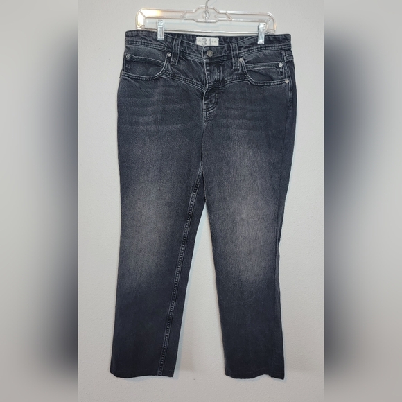 We The Free Shelby Low Rise Boyfriend Jeans Straight Leg, Black Size 31 - Picture 3 of 5